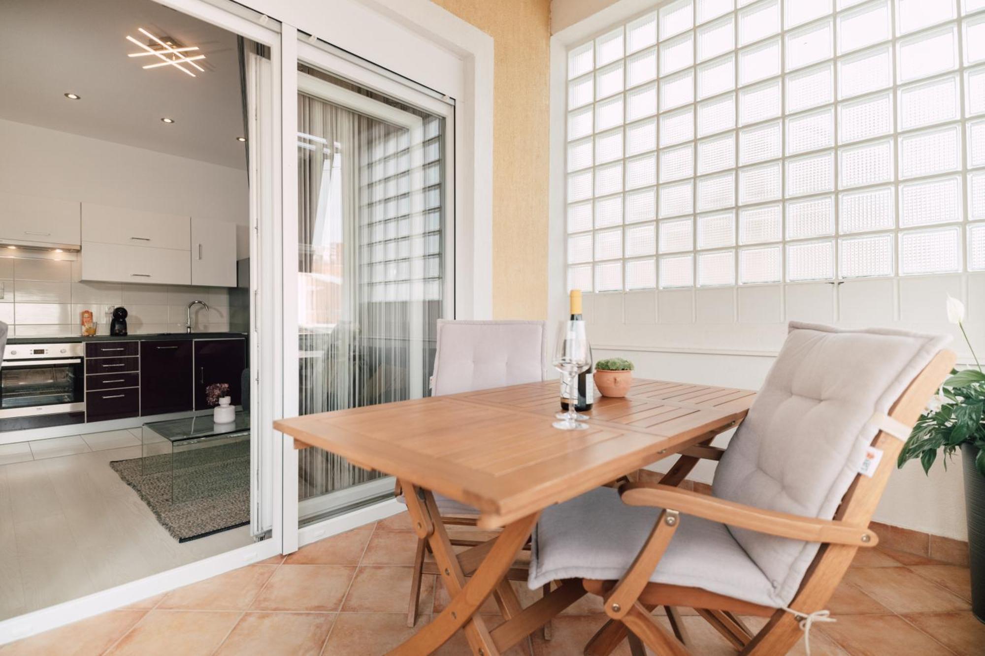Modern Apartments With Loggia Terrace And Parking Zadar Buitenkant foto